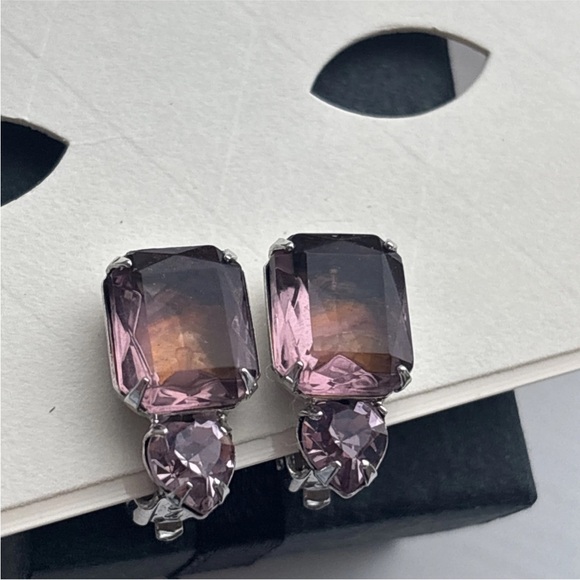 Oscar de la Renta Jewelry - Oscar De La Renta Stunning Earrings Cushion & Heart Cut Clip-On New in Package